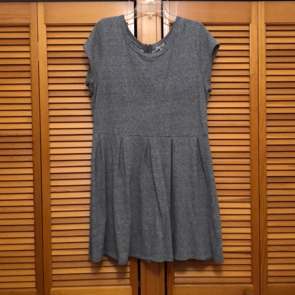 Gap Gray baby doll style dress